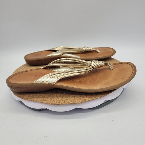 Born Flip Flops Brown Leather Tan Gold Women Shoes Size 9 - Picture 3 of 7